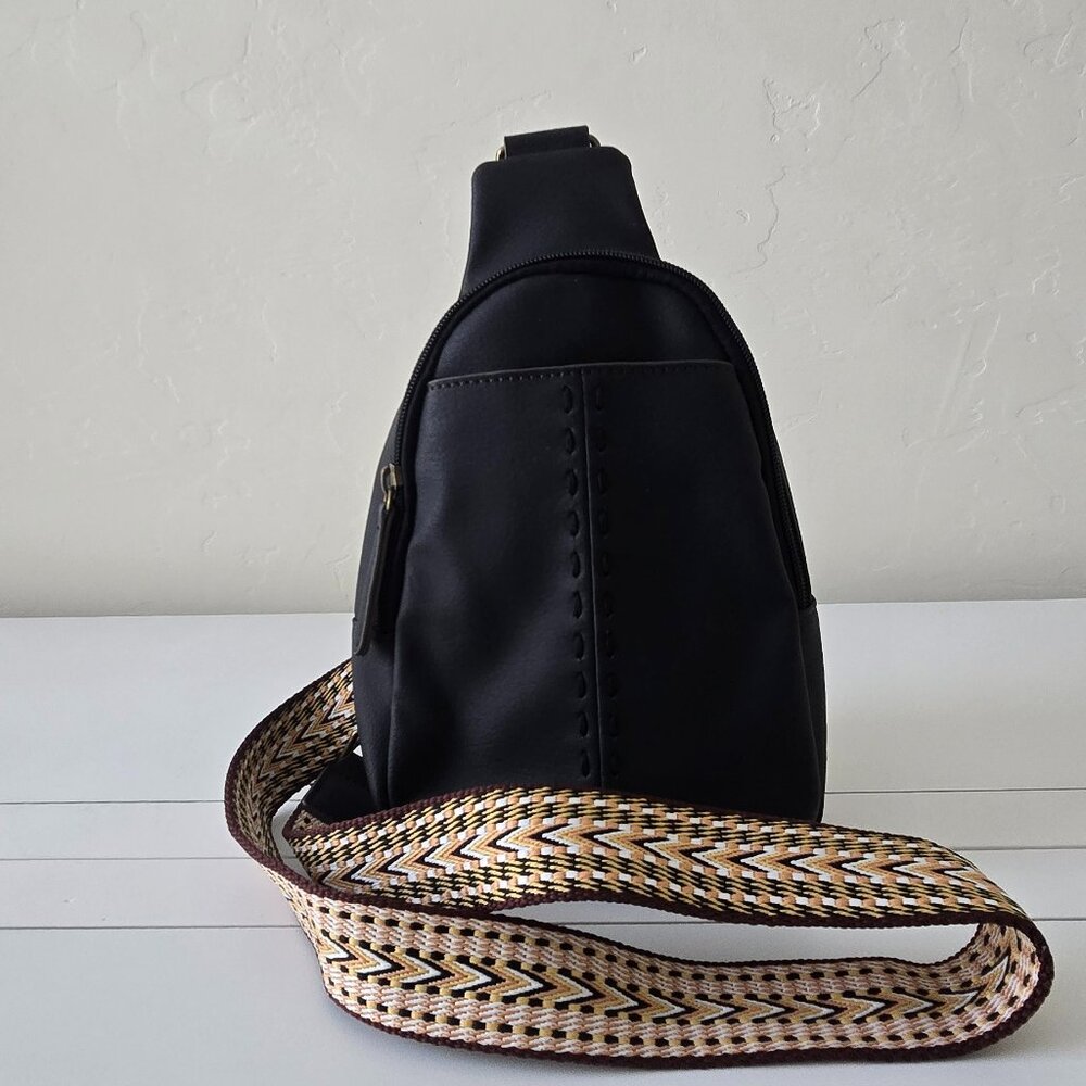 A.N.A. Sandra Sling / Belt Bag – Adjustable Strap Fanny Pack 🖤